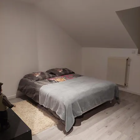 A Proximite Du Circuit Des 24 בית אירוח