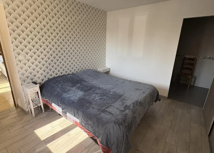 A Proximite Du Circuit Des 24 Guemardieres